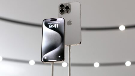 Apple Loop: iPhone 16 Pro Details, Using The Smallest MacBook, Apple’s Missing iPad Pro