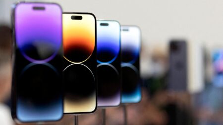 Apple Insider Confirms iPhone Dynamic Island Changes