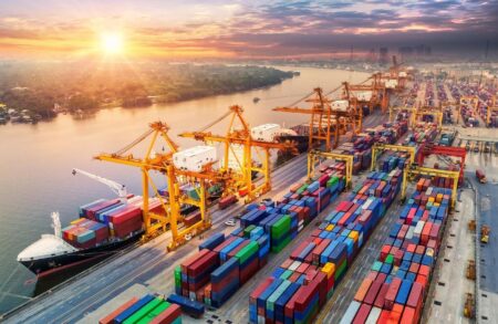 Batteries & Biofuels Will Power Ships In Our Low-Carbon Future