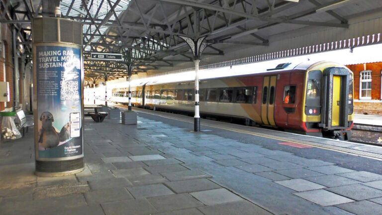 U.K. Train Operator Trialling Air-Purifying Tech At Busy Station