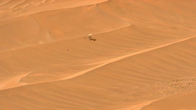 NASA Mars Rover Captures Poignant Photo Of Damaged Helicopter