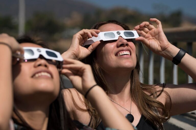 How To Buy Safe Solar Eclipse Glasses Online And On Amazon