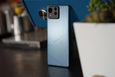 Asus Zenfone 11 Ultra: Upgraded And Upsized