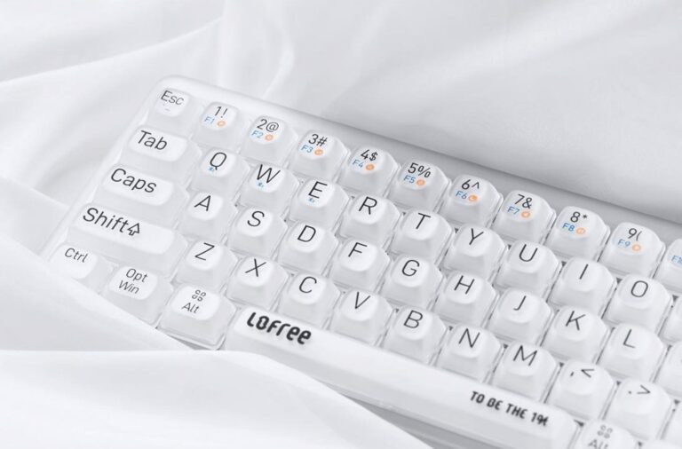 Lofree’s Misty Mechanical Keyboard Is A Wonderfully Frosted Confection